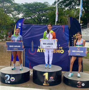 JULIANA RAMONES GRANDE EN 1500 Y 5000 PISTA