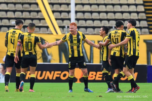 TRIUNFO DE ALTURA DEL AURINEGRO PARA CERRAR LA RONDA REGULAR DEL TORNEO