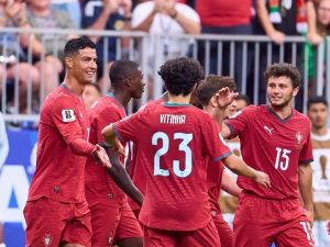 UN CR7 HISTÓRICO GUÍA EL TRIUNFO POR GOLEADA DE PORTUGAL