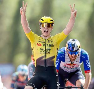BRENANT REPITE, SANCIONAN A AULAR Y POGACAR TRANQUILO