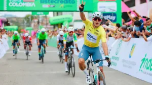 WILMAR PAREDES DOMINA A PLACER EN VUELTA A COLOMBIA