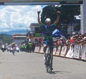 Ángel Rivas impone su ley en Santa Bárbara y asume el liderato de la Vuelta a Zamora