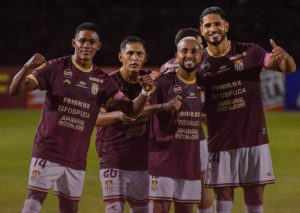 CARABOBO NO AFLOJA EN EL CUADRANGULAR A DEL FUTVE